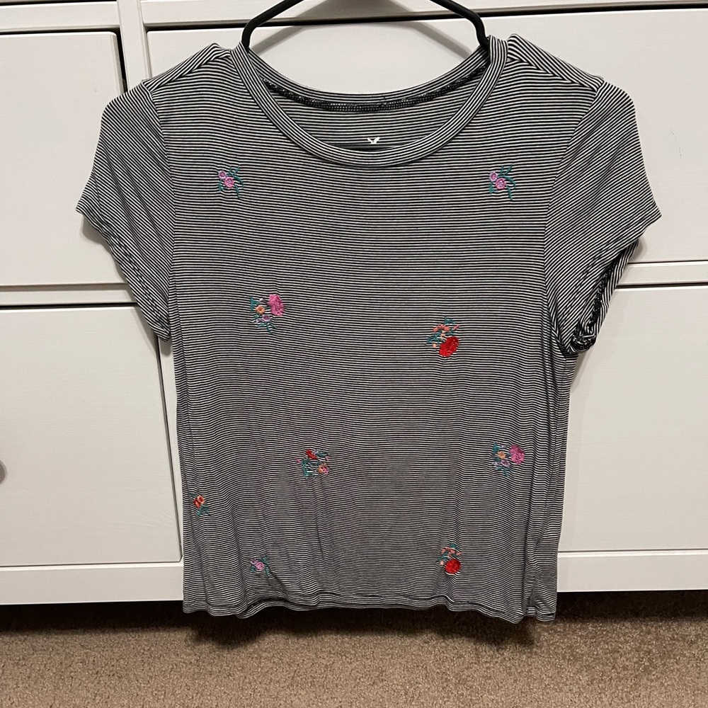 American eagle t shirt